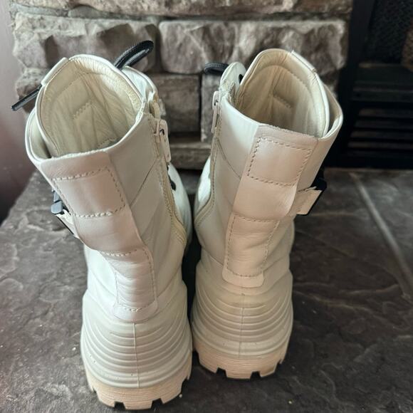 Ecco tredtray bright white lace up moto leather combat boots women’s 40 US 9-9.5 - Picture 4 of 7
